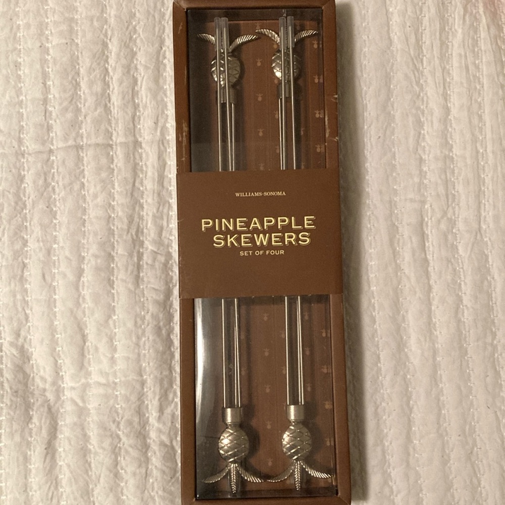 Williams Sonoma Pineapple Skewers. NIB. Dishwasher safe.